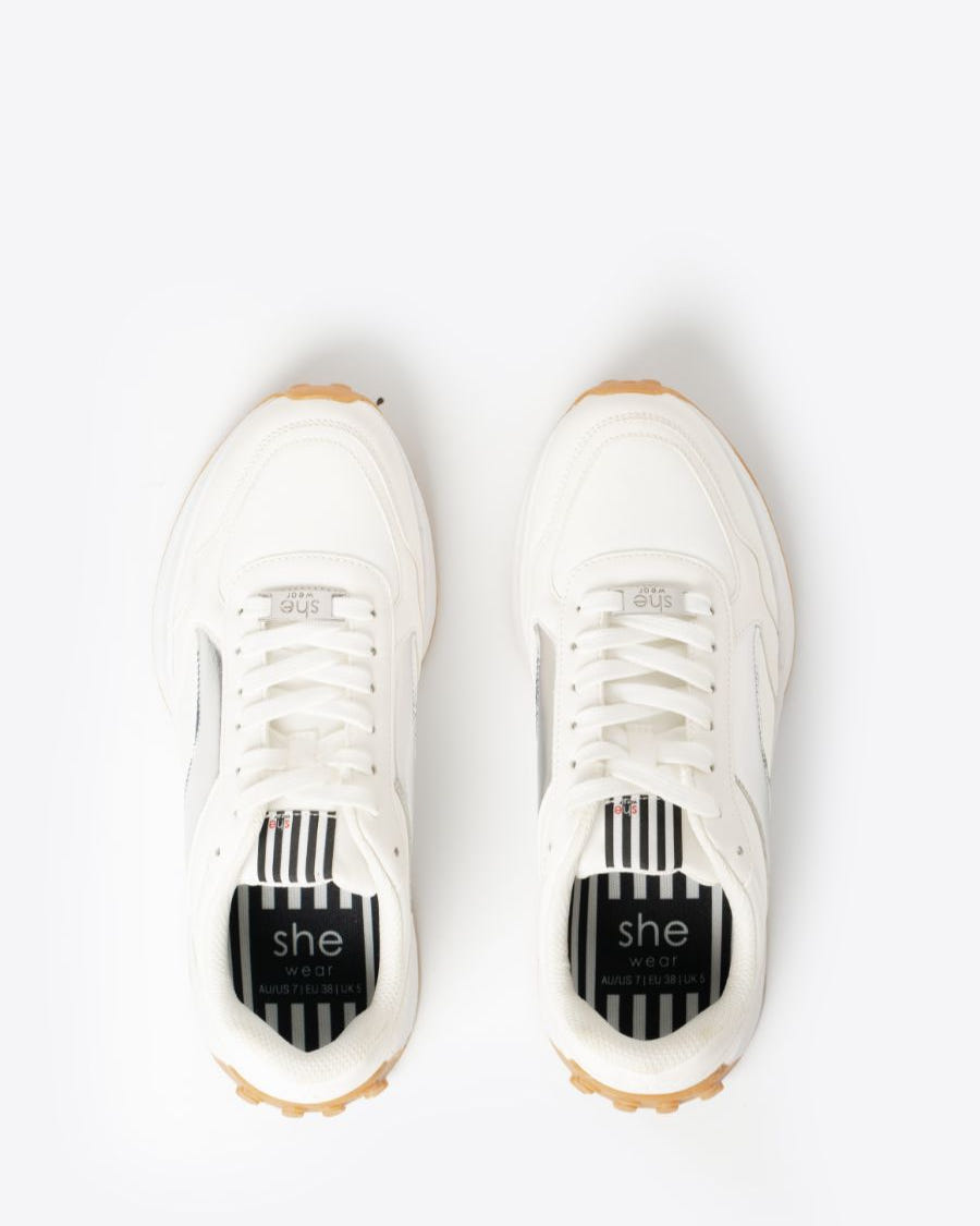 Supportive fashion sneakers with a biomechanical footbed for all-day comfort