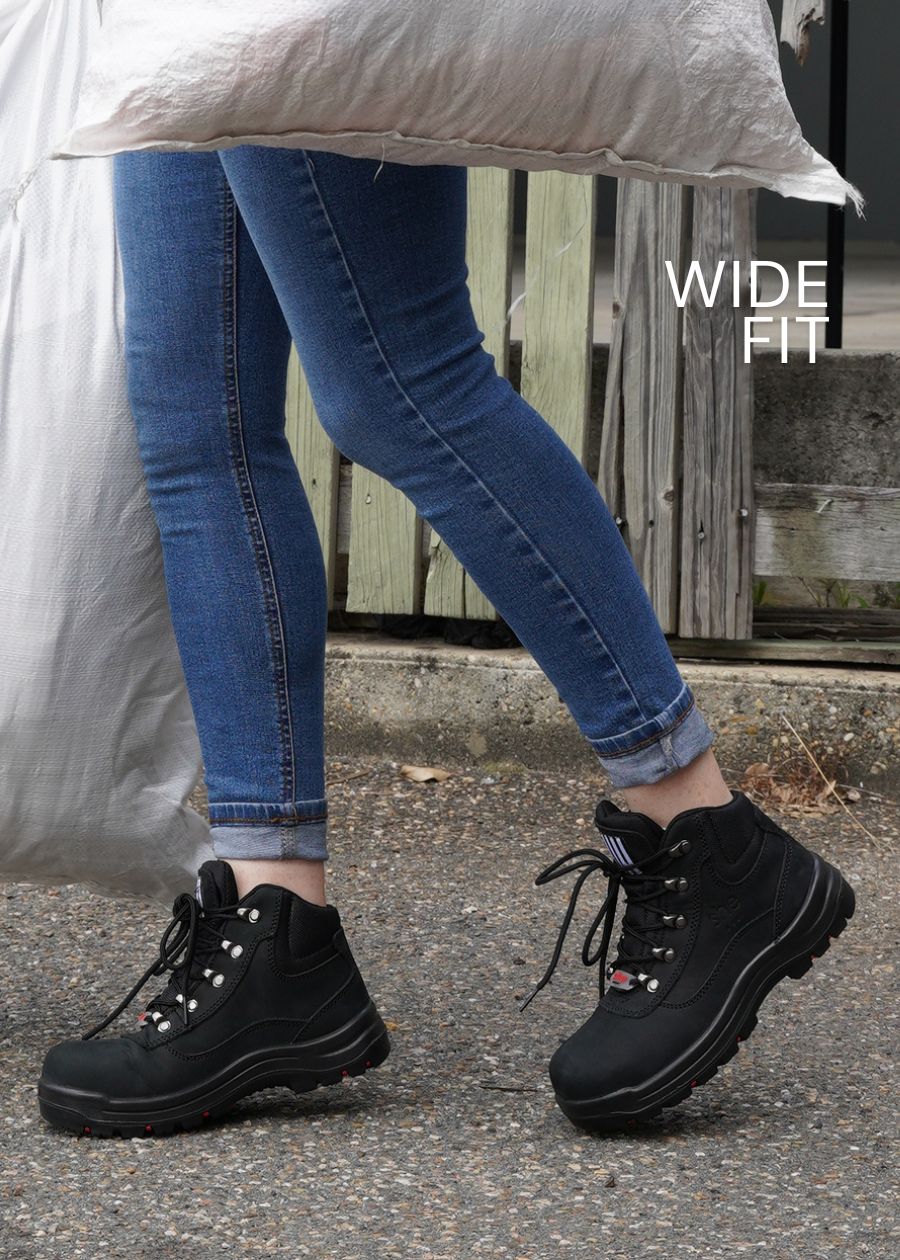 Does: wide fit women's hiker safety work boots
