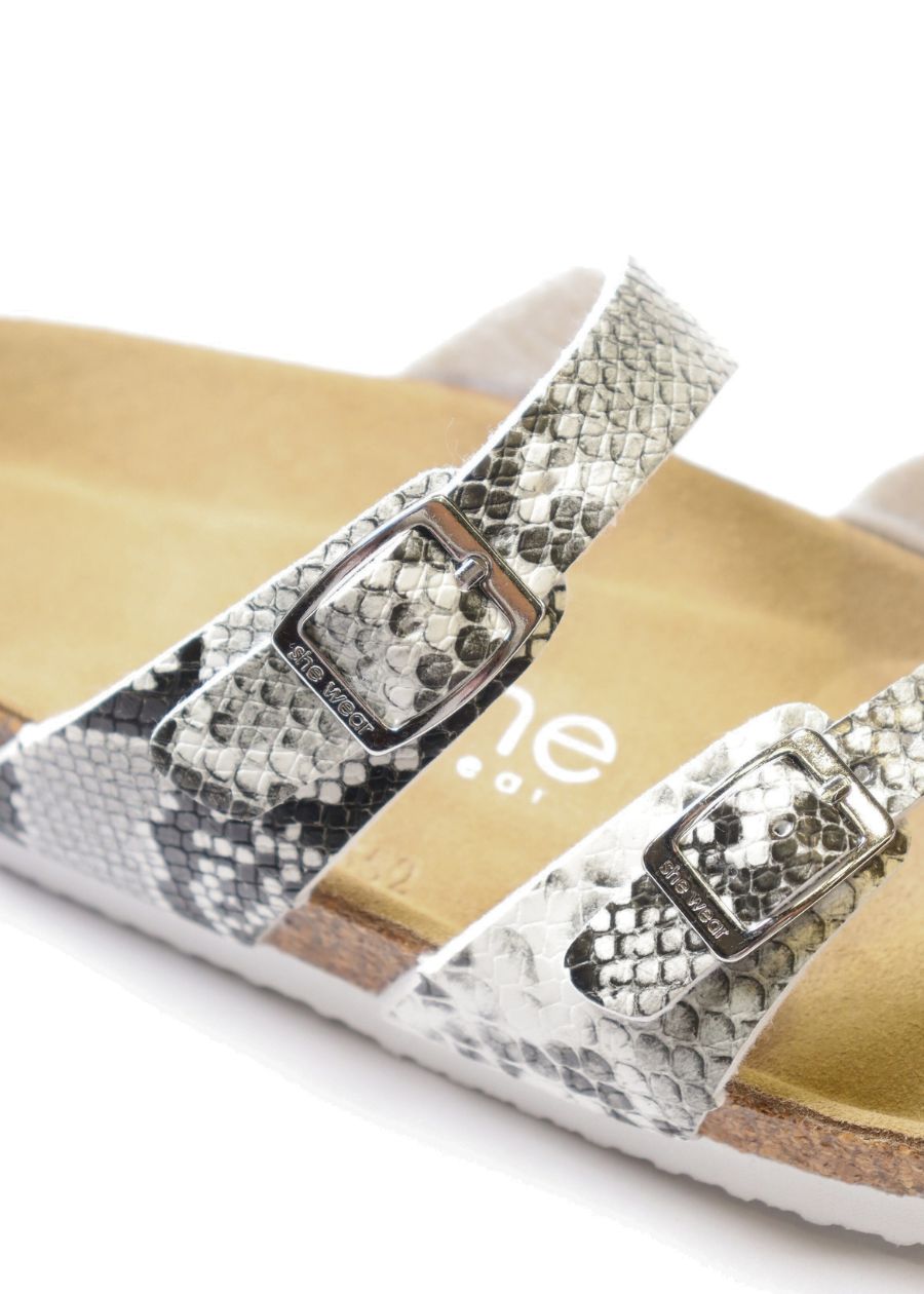 Glide: women's supportive comfort slide