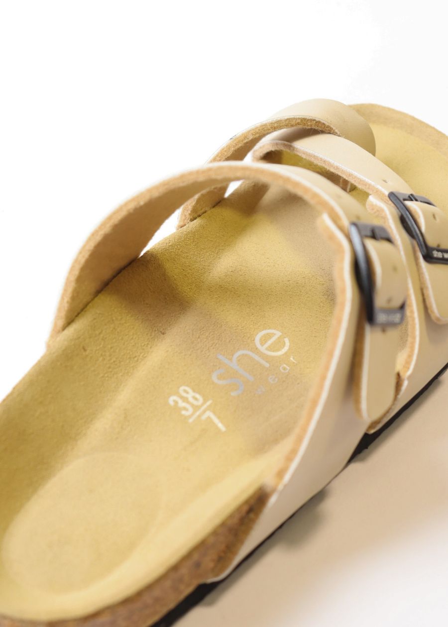 Glide: women's supportive comfort slide