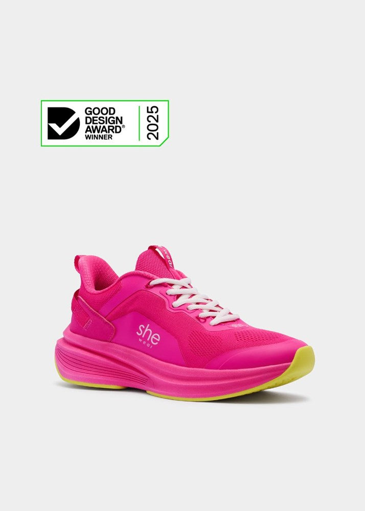 Pace: supportive women's walking shoe