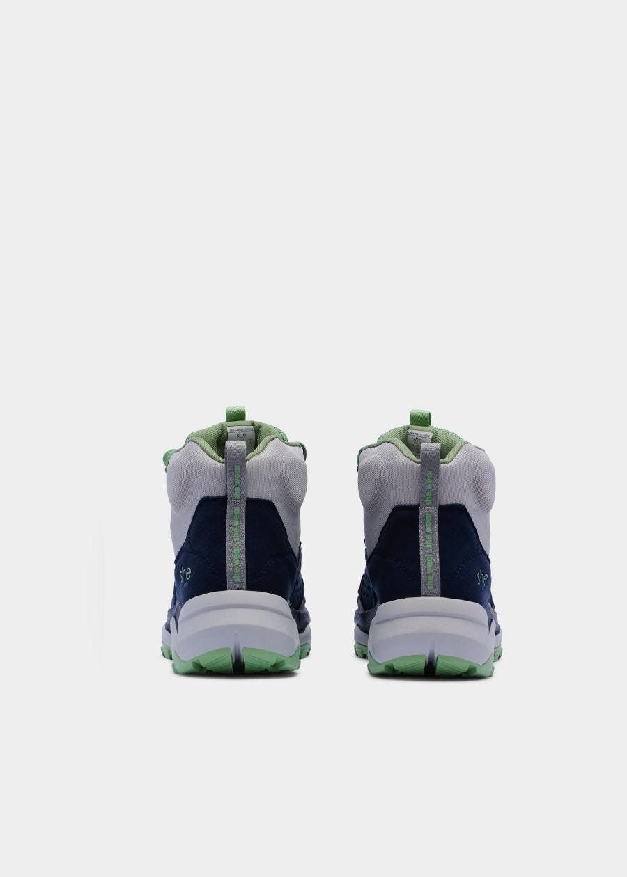 Padded collar and heel with reinforced heel counter. Loop on the back to assist in pulling on boot. 