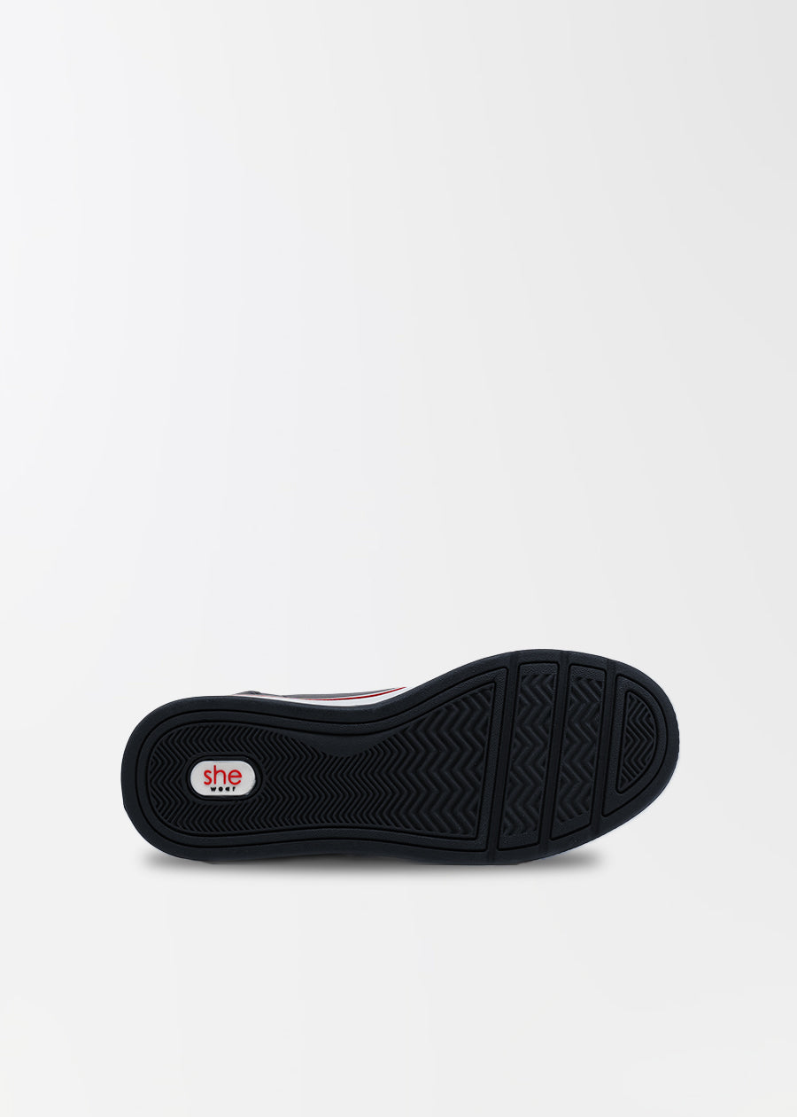 Supports: all day comfort women's sneakers