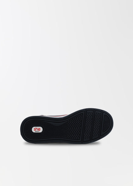 Supports: all day comfort women's sneakers